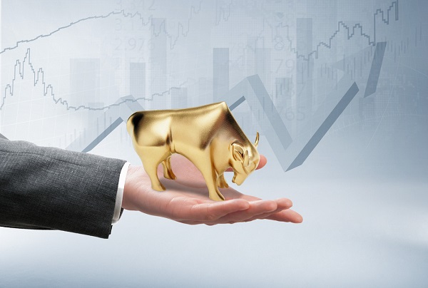 特朗普经济承诺遇挫：中期选举或成政策转折点