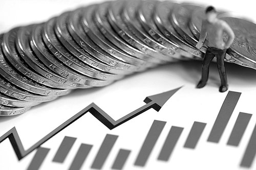 美联储博斯蒂克“放鹰”：暂不支持进一步降息！